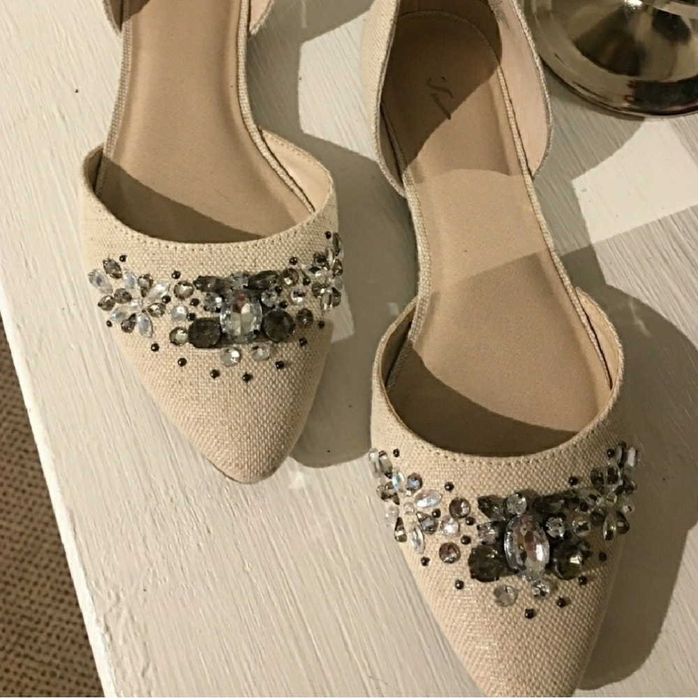 Vera wang flats